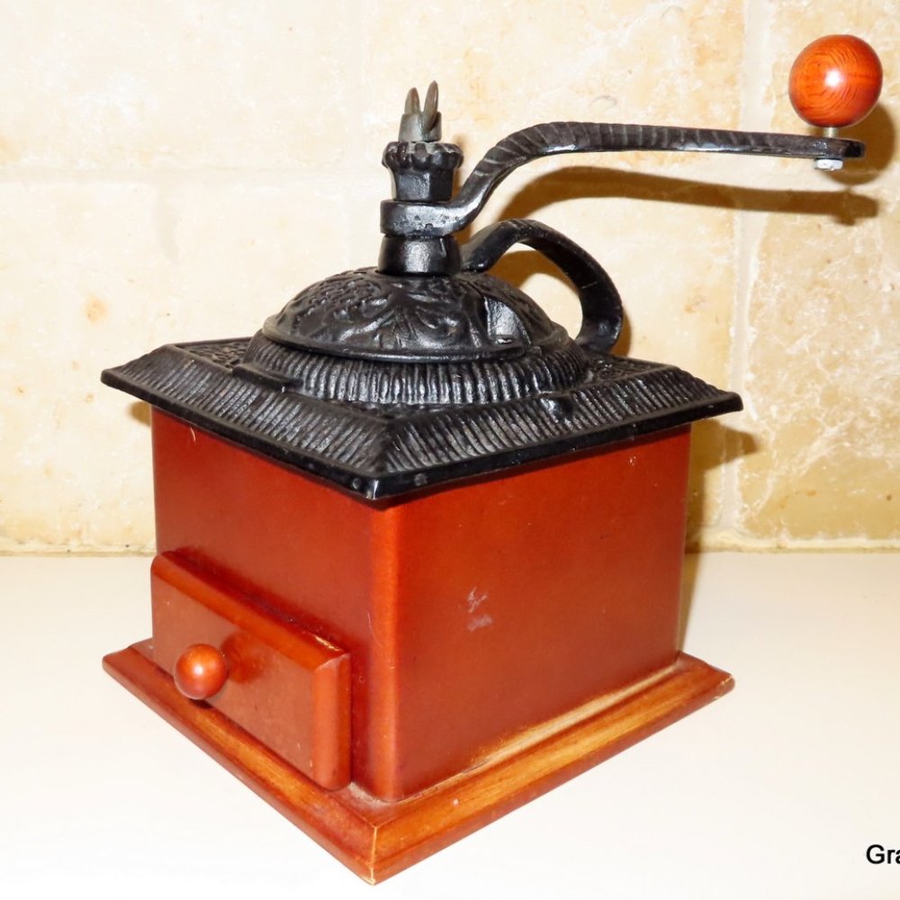 Vintage Coffee Grinder • Cast Iron, Manual Grinder